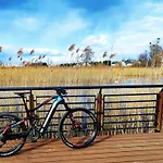 Marina Waterfront - Widok Na Jeziorak