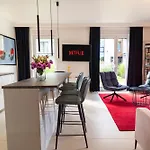 Apartment Marina Waterfront - Widok Na Jeziorak