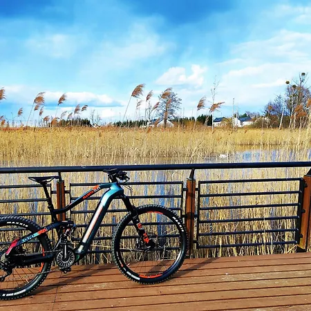 Marina Waterfront - Widok Na Jeziorak