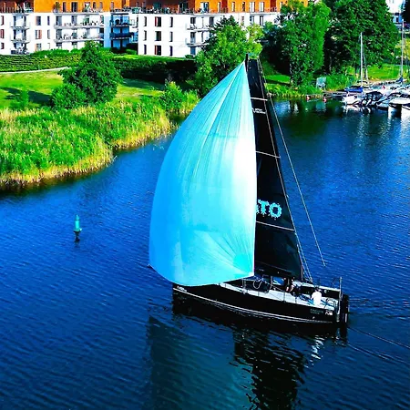 Marina Waterfront - Widok Na Jeziorak *